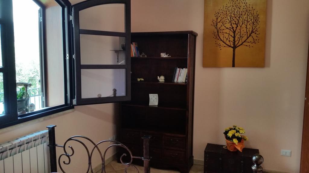 פרנקווילה די סיציליה Casa Vacanze A Rava חדר תמונה