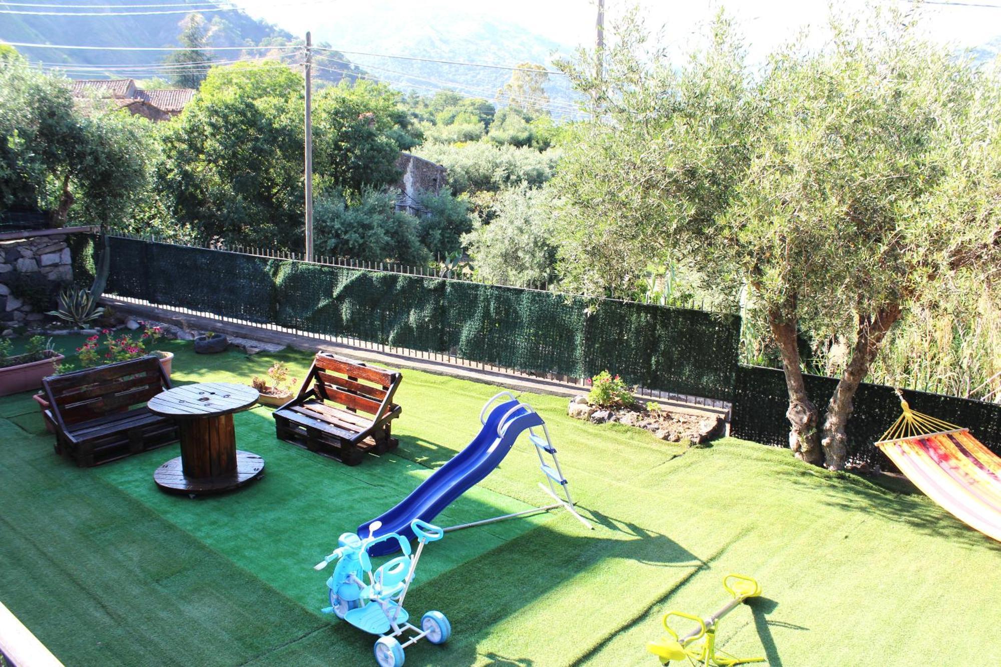 פרנקווילה די סיציליה Casa Vacanze A Rava מראה חיצוני תמונה