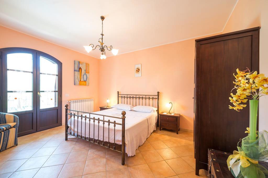 פרנקווילה די סיציליה Casa Vacanze A Rava מראה חיצוני תמונה